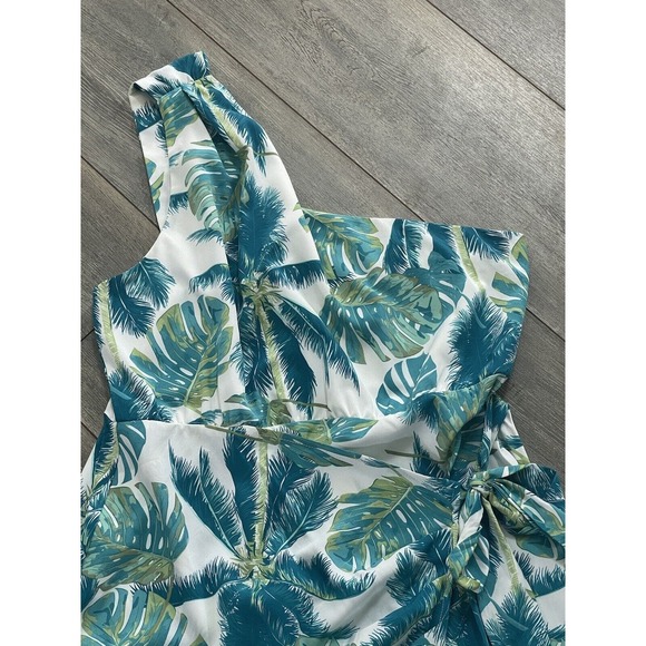 Cupshe Halter Dress Floral and Beach Bohemian Dress Sized Small New with Tags - Picture 2 of 12